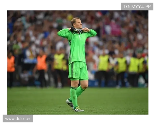 诺伊尔出击成功率提升，拜仁防线状态回暖引发关注