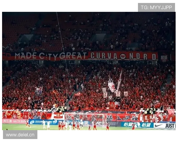 足球赛事精彩回顾：焦点战役及球员表现持续提升分析