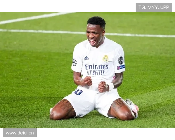 维尼修斯 vs 历史顶级边锋：是否已跻身世界级行列