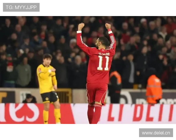 利物浦阵容深度问题显现,对赛季后半段竞争形势带来考验 利物浦阵容深度问题显现,对赛季后半段竞争形势带来考验