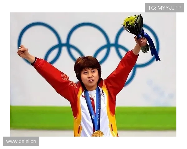 王濛穿街头装秒变邻家大妈，赛场上的冰雪女王去哪了？